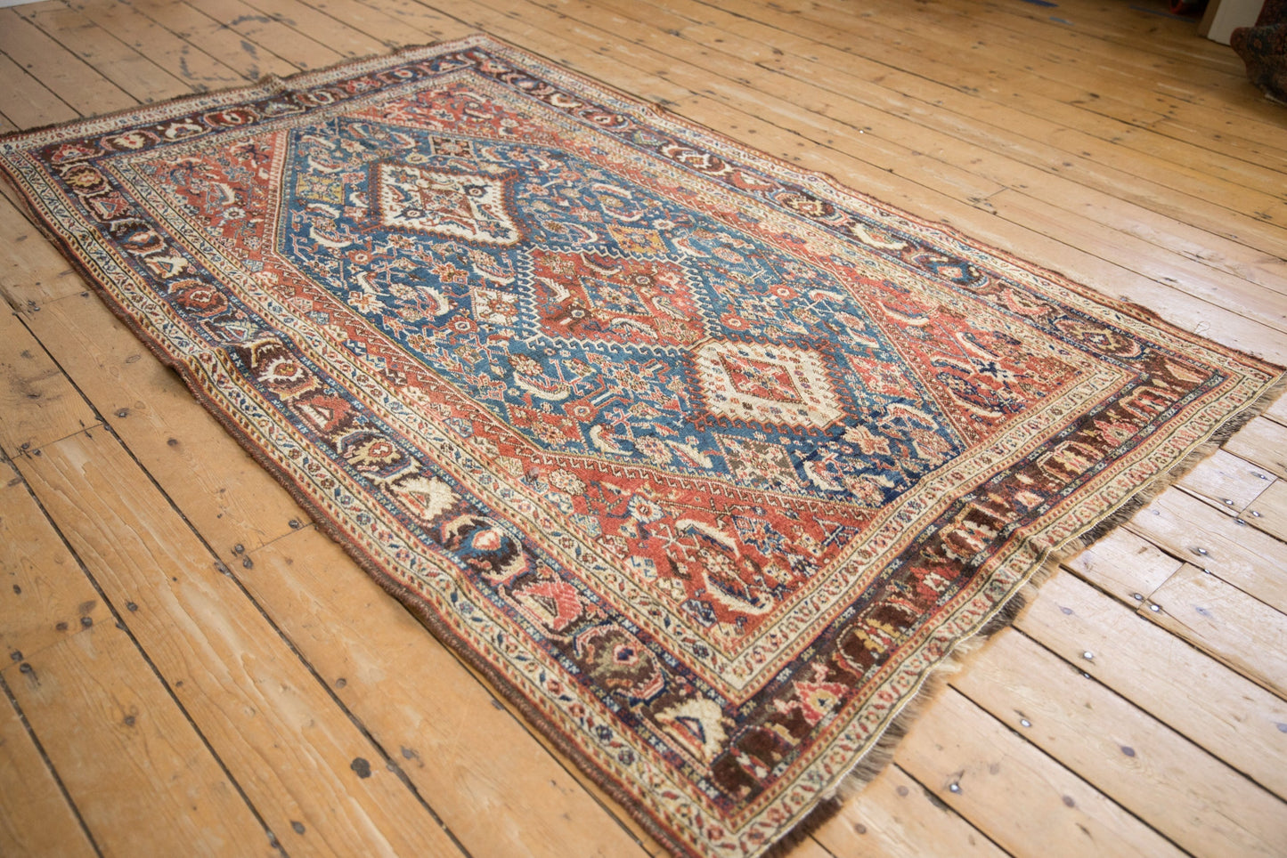 4.5x7.5 Antique Fine Qashqai Rug