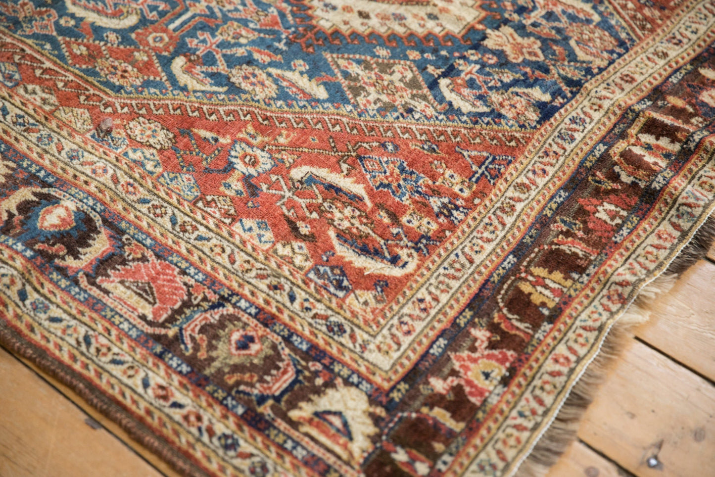 4.5x7.5 Antique Fine Qashqai Rug