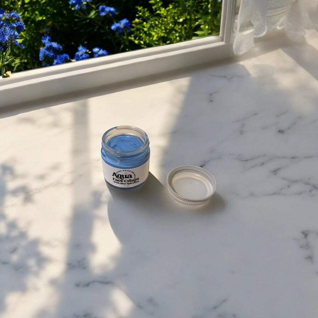 Aqua Face Cream with Blue Spirulina