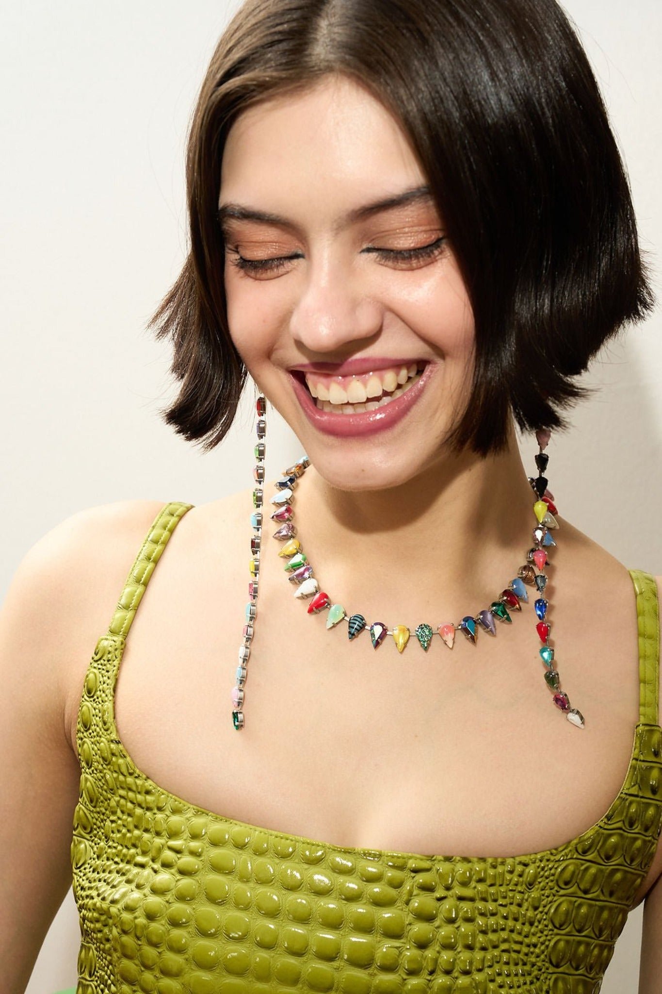 Spangle Earrings in Aurora Fang MINI | SILVER