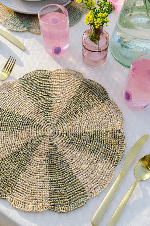Pinwheel Olive Placemat | Raffia tabletop