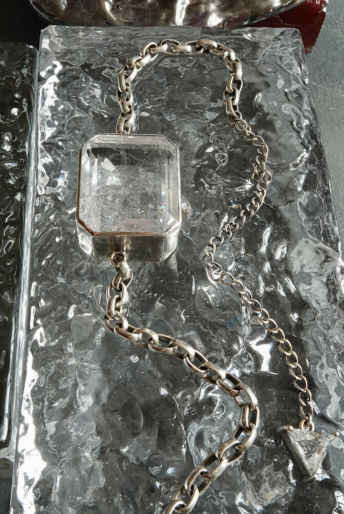 Square Goliath Choker in Striated Crystal | Silver