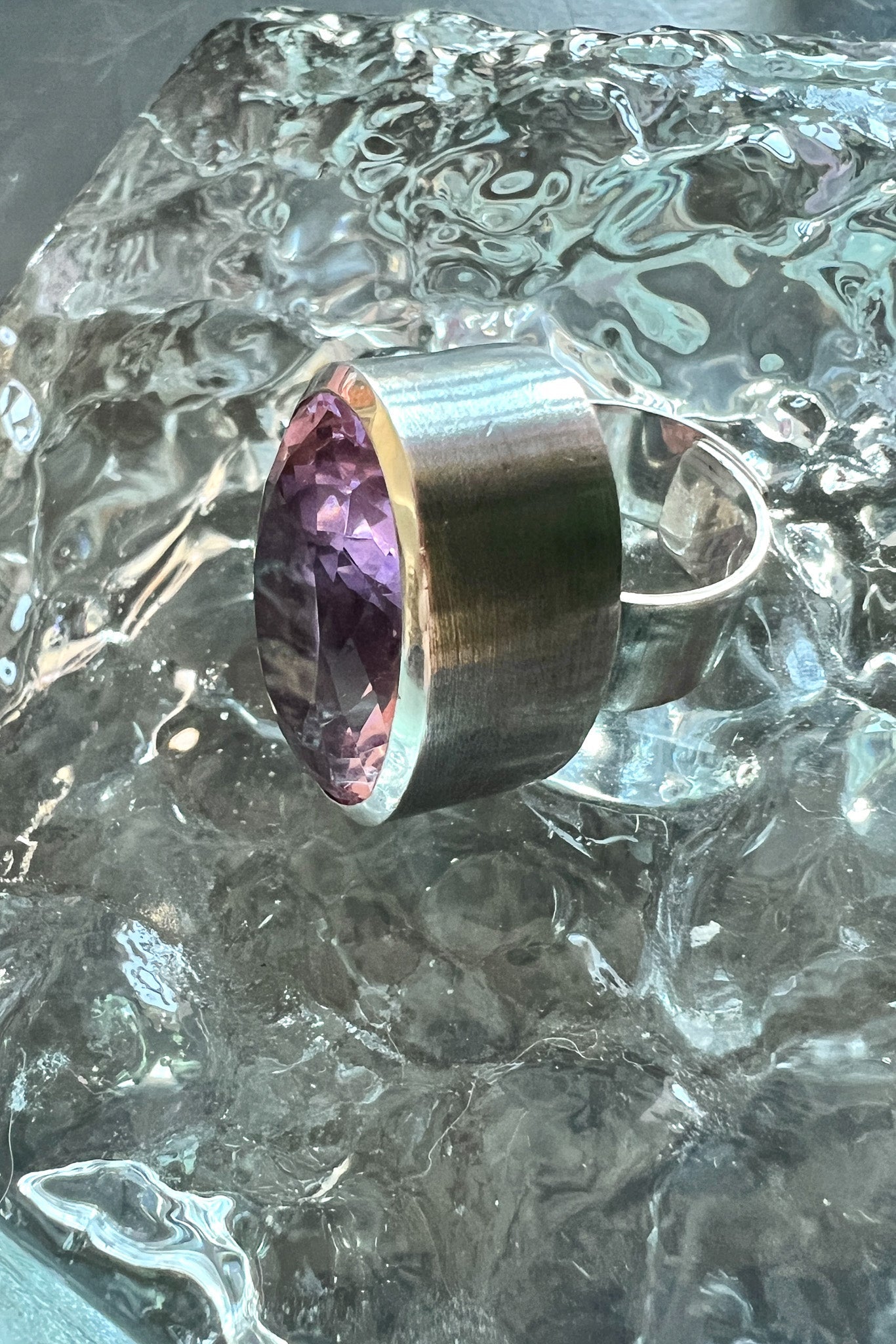 Mini Oval Colossus Ring in Pink Azalea | Silver