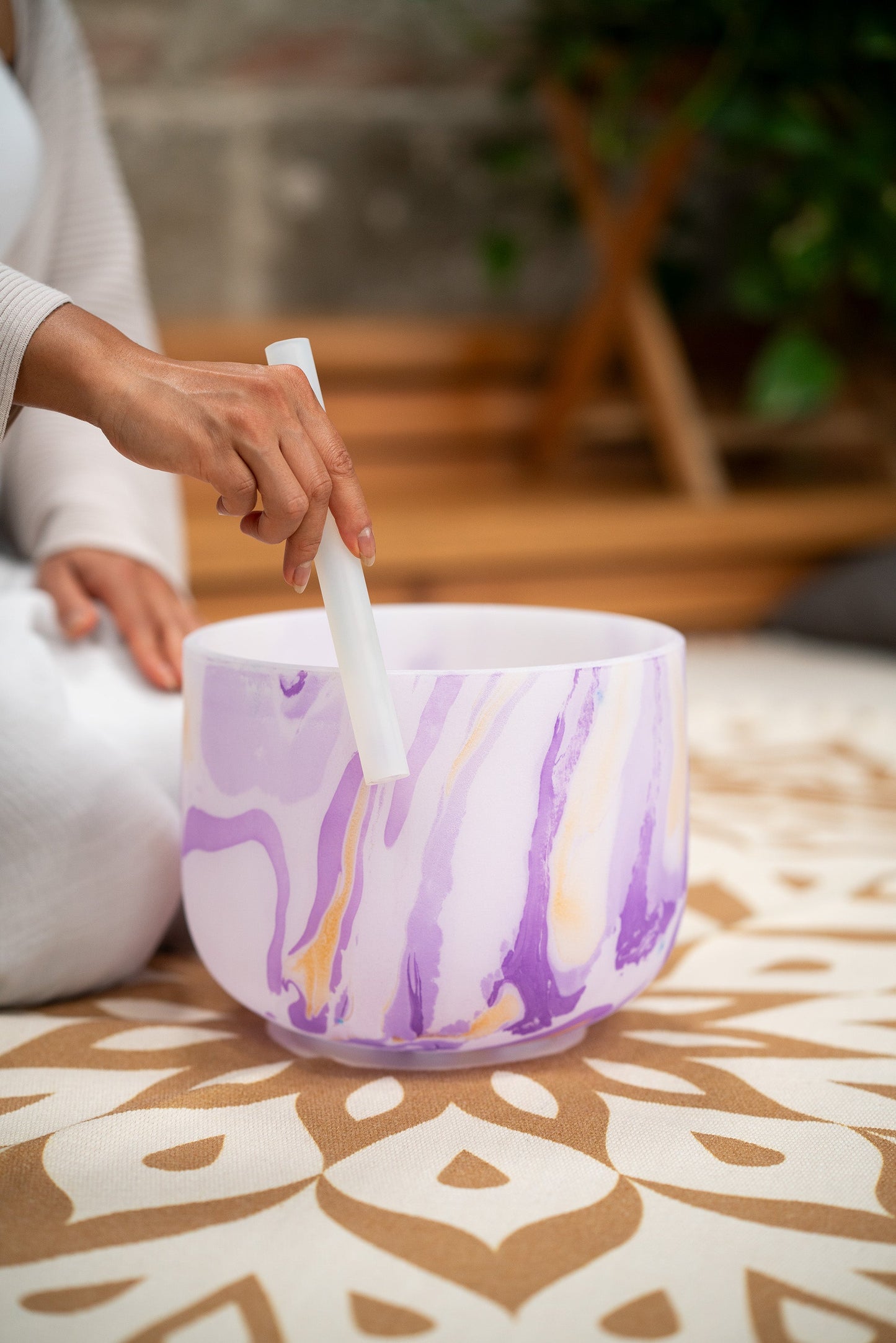 10" Marble Crystal Singing Bowl, B4, Crown Chakra, 432 Hz