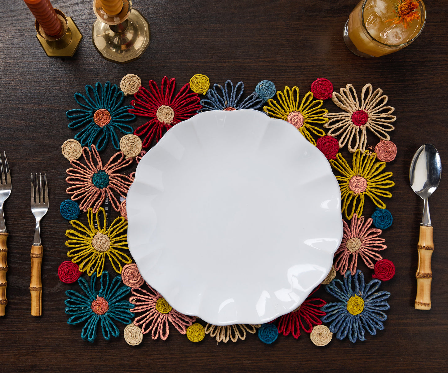 Fleur Raffia placemat | Multicolor Flowers woven tabletop