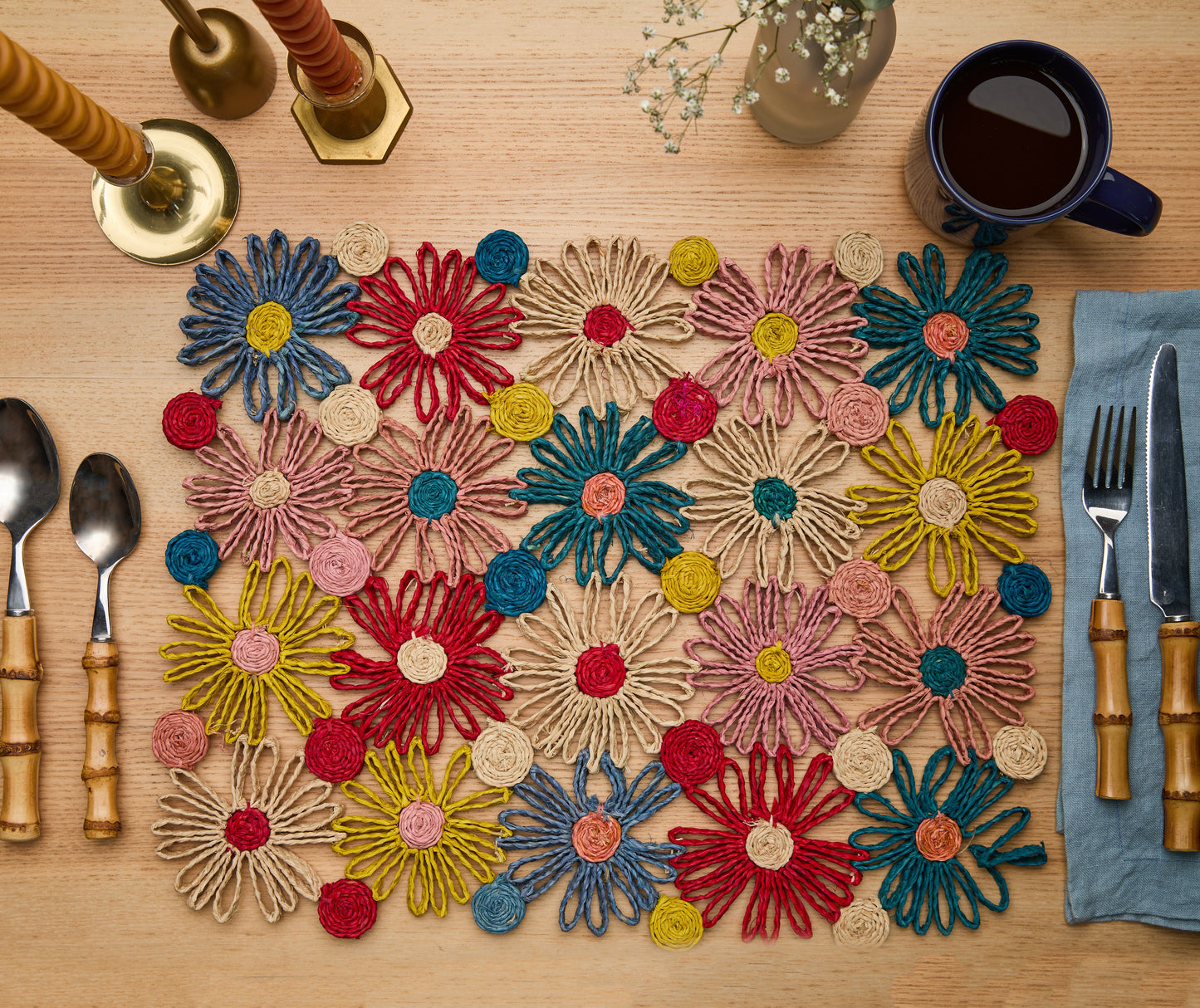 Fleur Raffia placemat | Multicolor Flowers woven tabletop