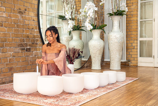 432 Hz Crystal Singing Bowl Chakra Set - 7 Pure White Quartz Bowls (8"–14")