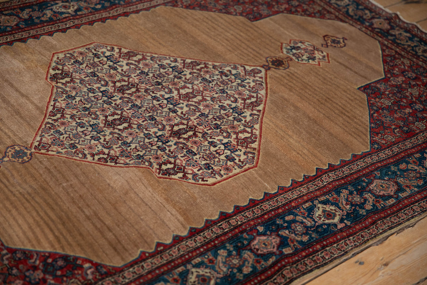 5x7.5 Antique Fine Senneh Rug