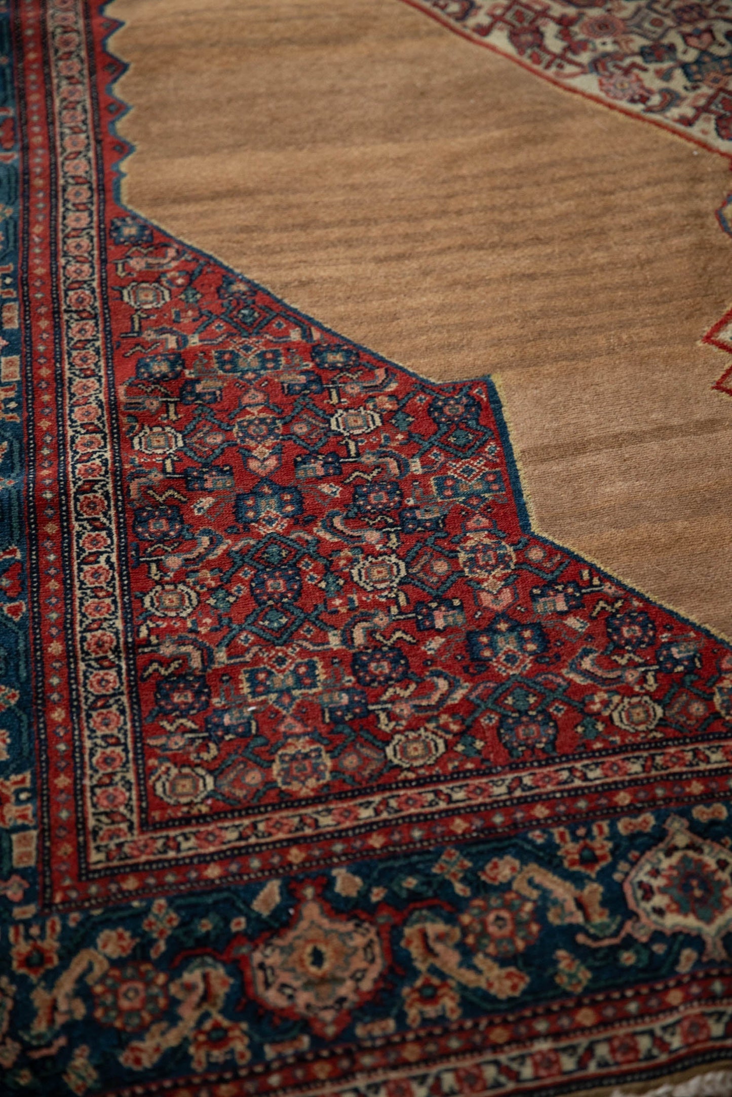 5x7.5 Antique Fine Senneh Rug