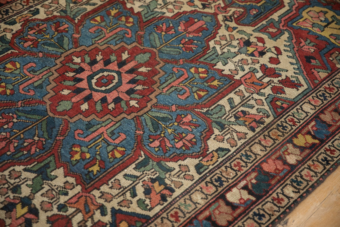 4.5x7 Vintage Baktiari Rug
