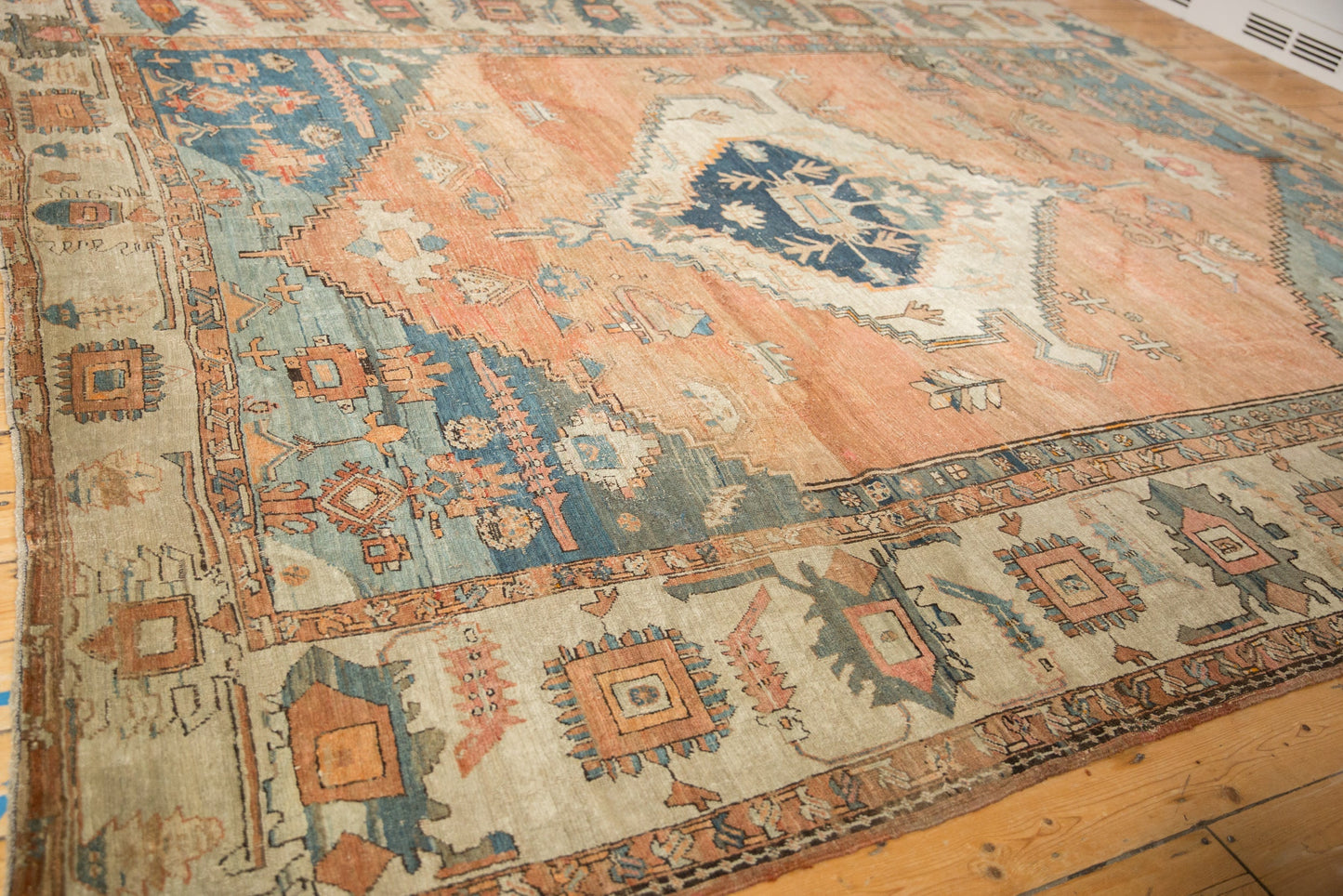 10x12.5 Antique Serapi Carpet