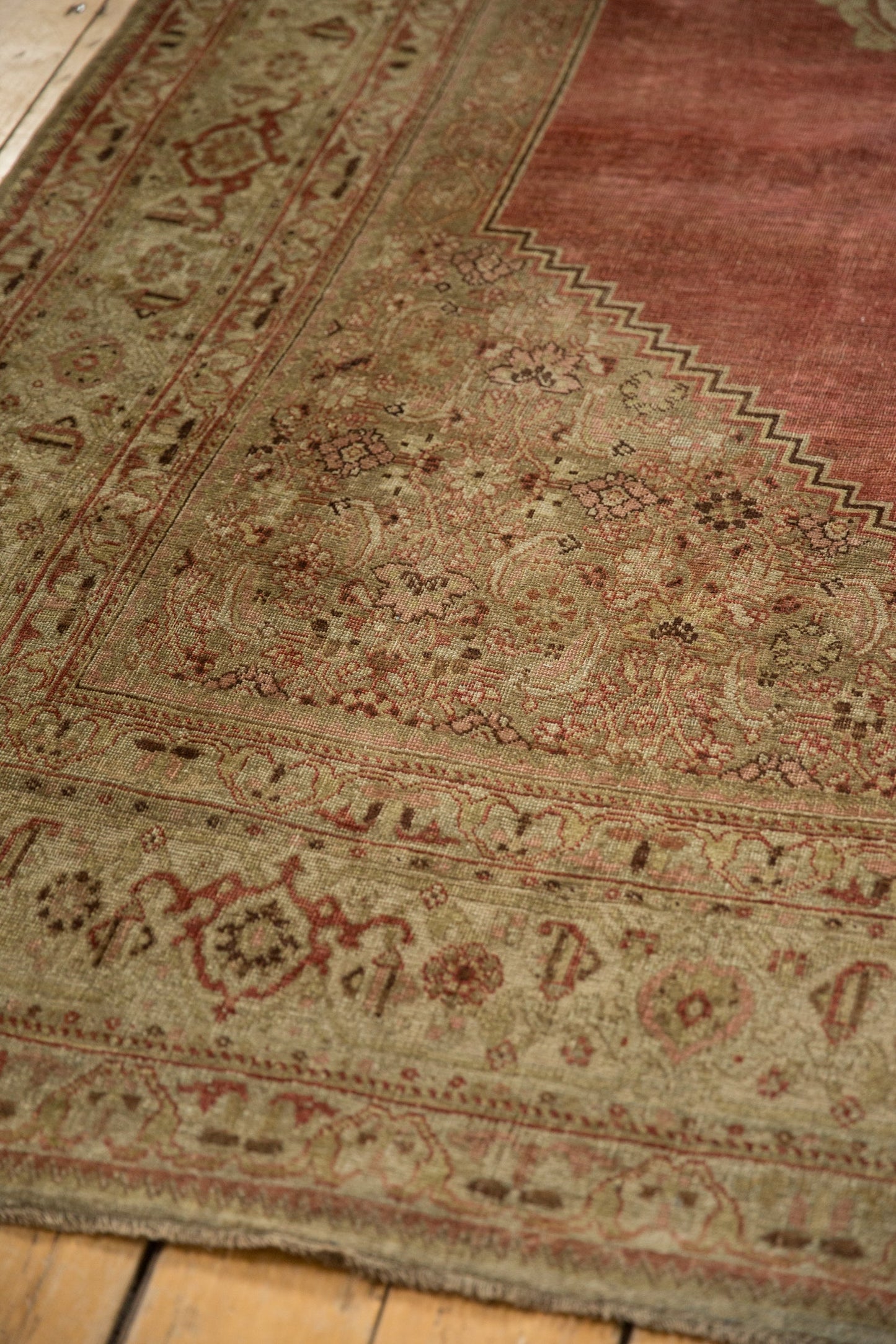 7.5x11.5 Antique Distressed Bijar Carpet