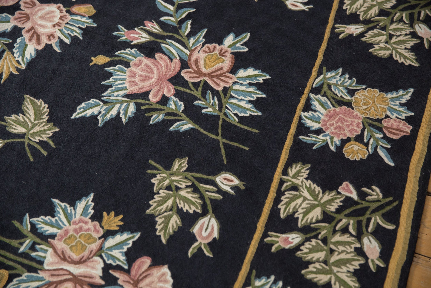 8x10.5 Vintage Chainstitch Carpet