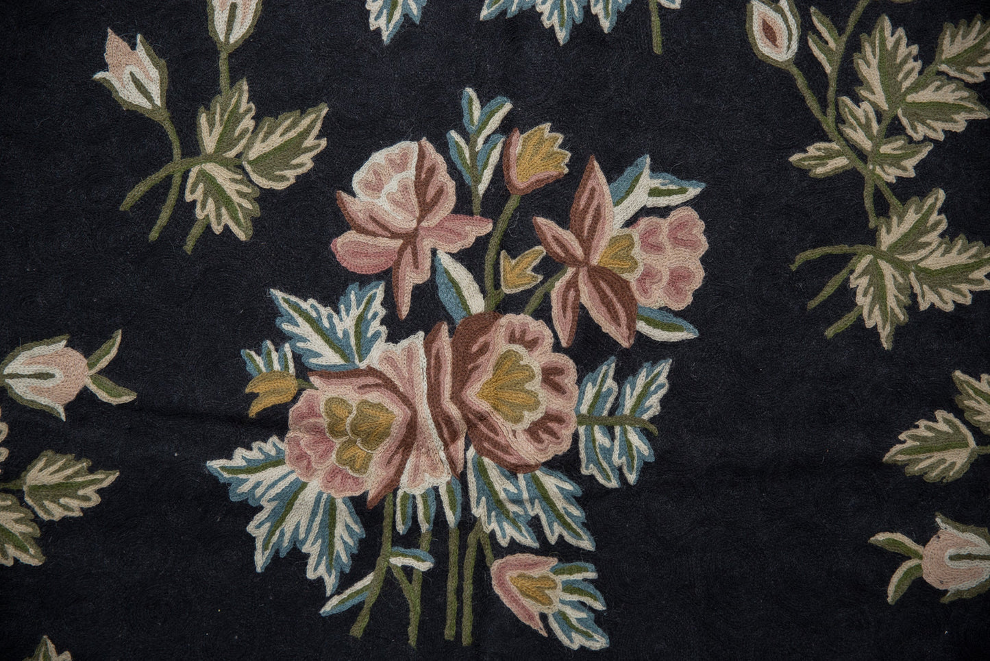 8x10.5 Vintage Chainstitch Carpet