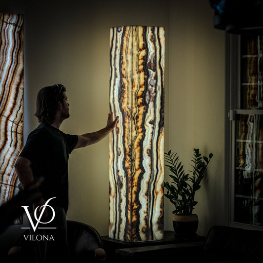 Sahara Onyx Floor Lamp | Large