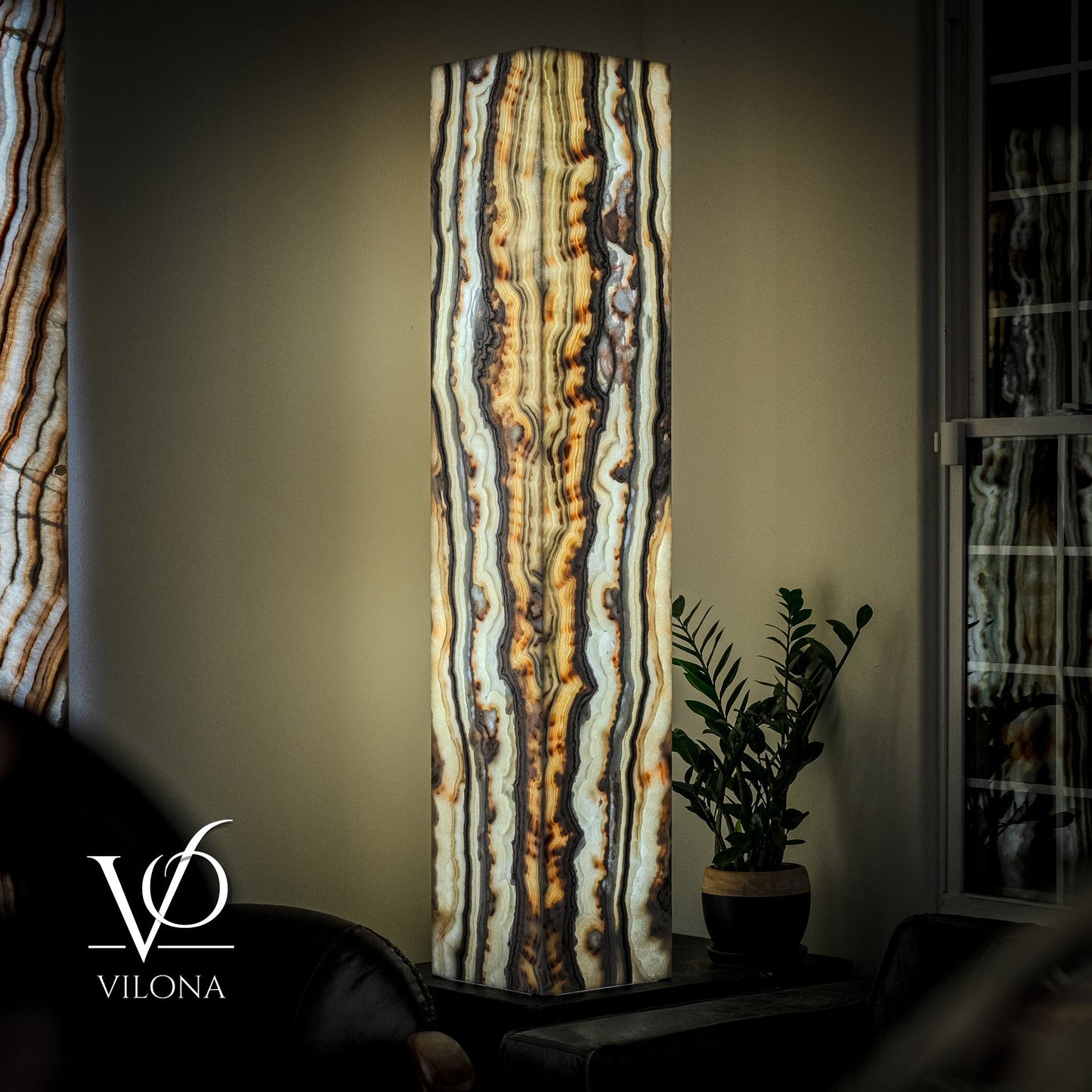 Sahara Onyx Floor Lamp | Large