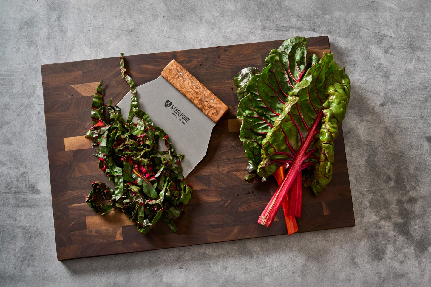 SteelCore™ 2-in-1 Walnut Cutting Board